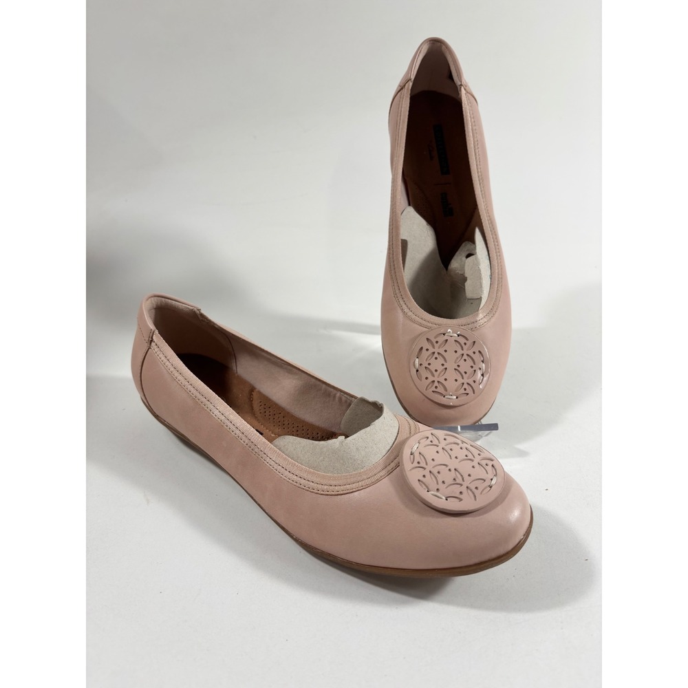Clarks Collection Blush Pink Leather Medallion Ballet Flats Size 8